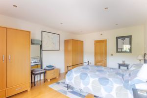 Photo 19- click for photo gallery